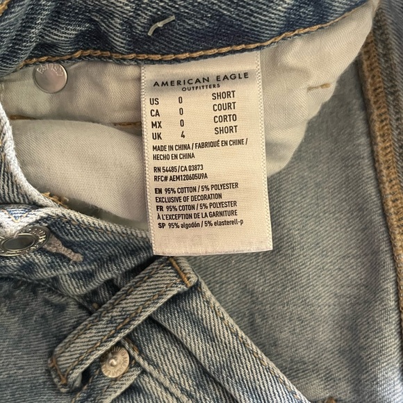 American Eagle Outfitters Ripped High Rise Jeans - Picture 5 of 5